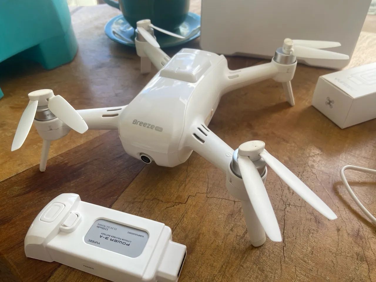 Drone Yuneec Breeze 4K - com gps - retorna sozinho  - Foto 3