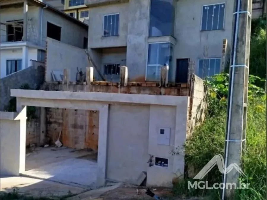 SÃO LOURENÇO/MG  [Direitos aquisitivos sobre] lote de terreno com 228,30m² no Loteamento P