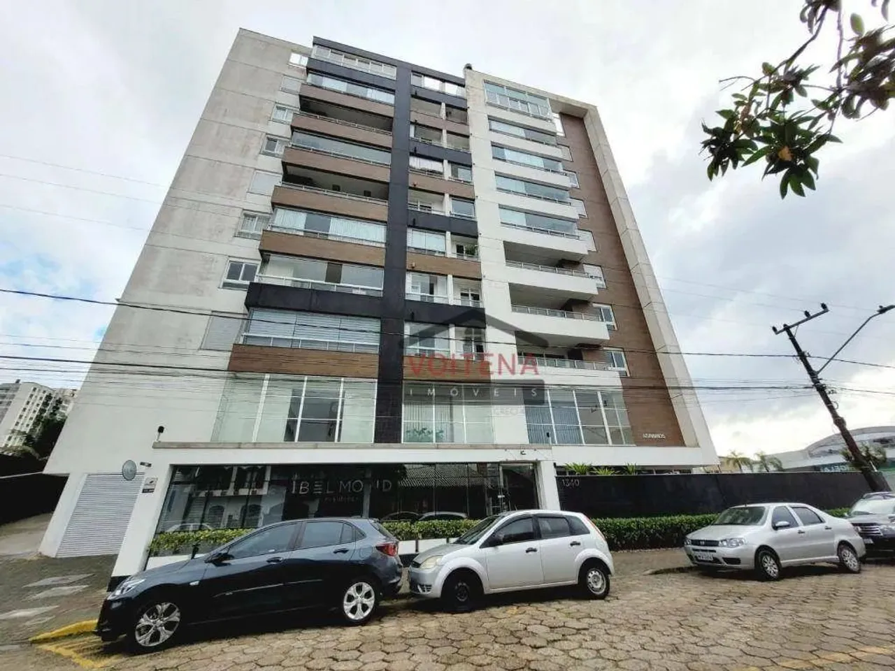 Apartamento com 4 dormitórios à venda, 184 m² por R$ 1.750.000,00 - Santo Antônio - Joinvi