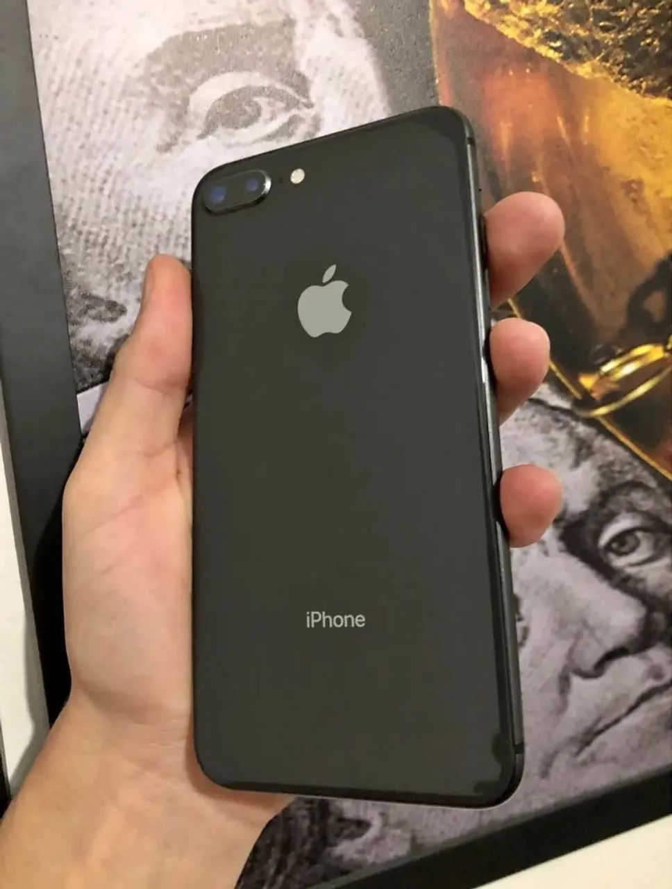 iPhone 8 PLUS de 64 gb biometria ok saúde da bateria 100% sem trincado