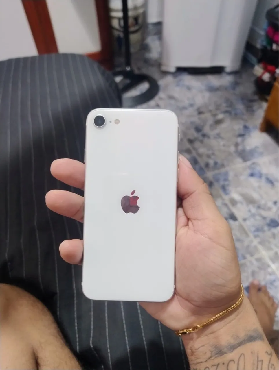 iPhone SE 128 gb