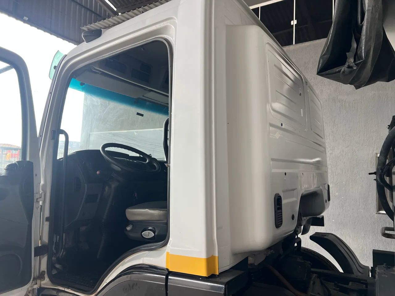 Mercedes Benz 2428 caçamba - Foto 10