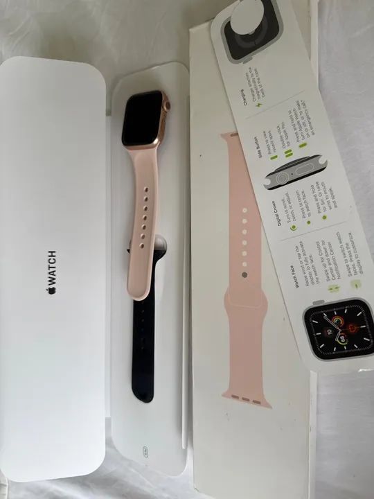 apple watch series 5 40mm gold apple watch series 5 40mm gold