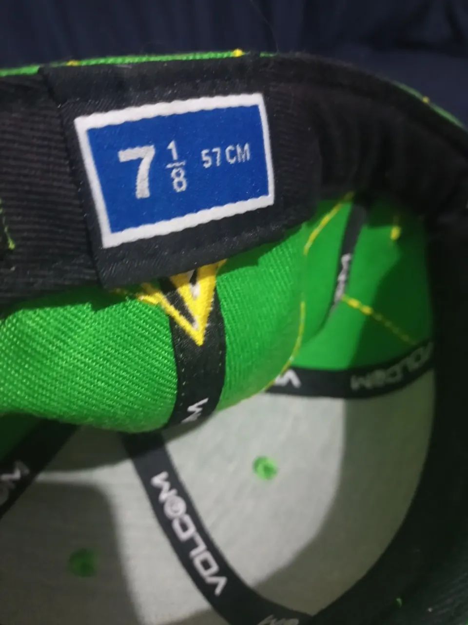 Bonés três ,2 DC e 1 Volcom tamanhos grandes!!! - Foto 4