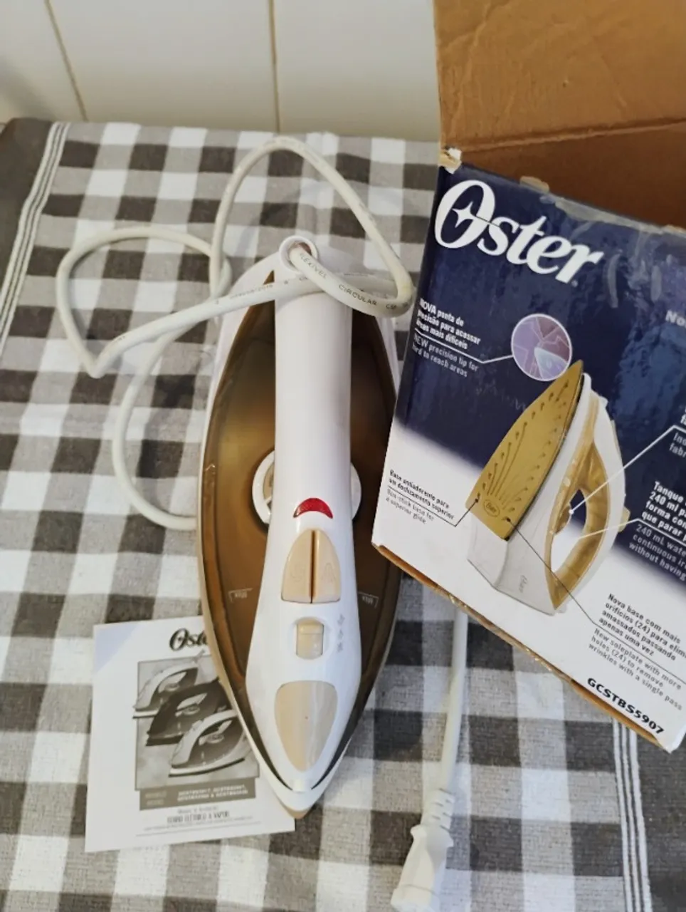 Ferro de passar Oster
