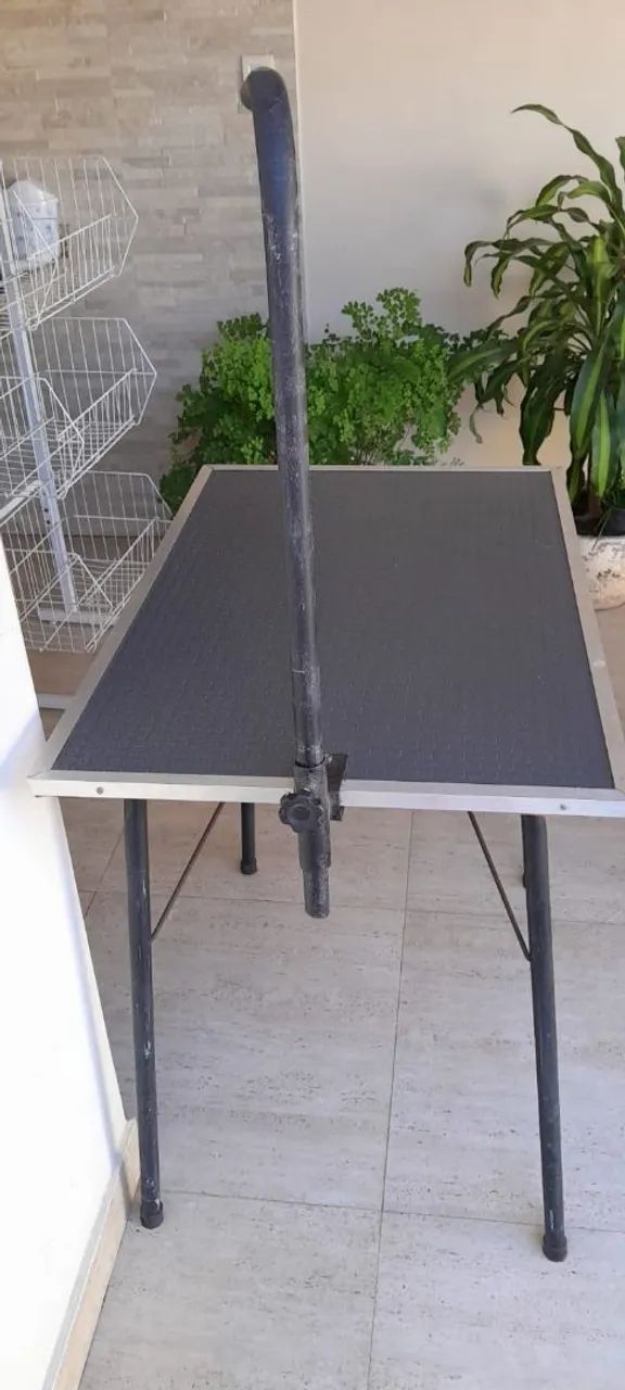 Mesa de tosa para pet shop ou demais ramos