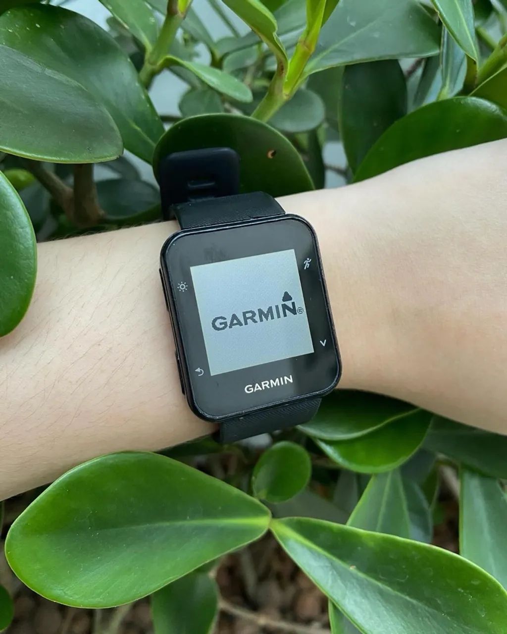 Smartwatch Garmin Forerrunner 35 