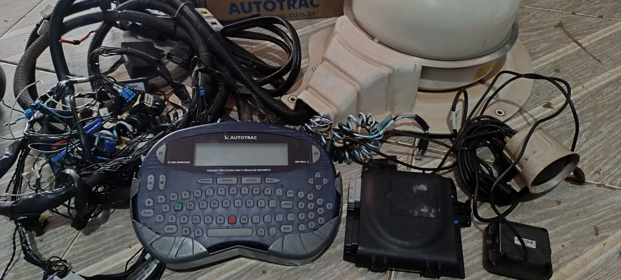 Sistema Autotrac Completo para Caminhões - GPS e Peças