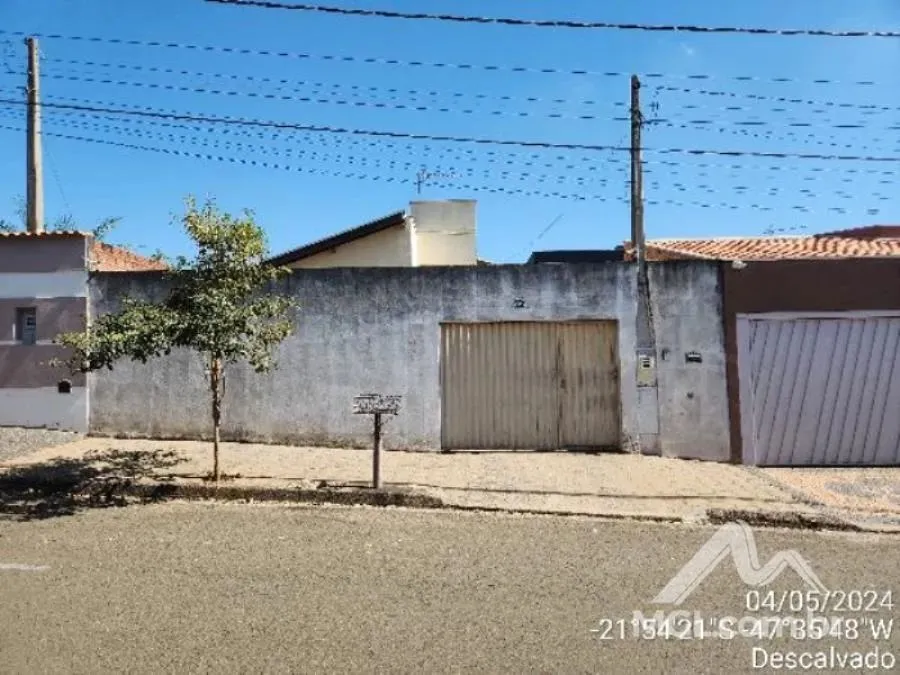 DESCALVADO/SP Casa com 2 quartos (F *6681)