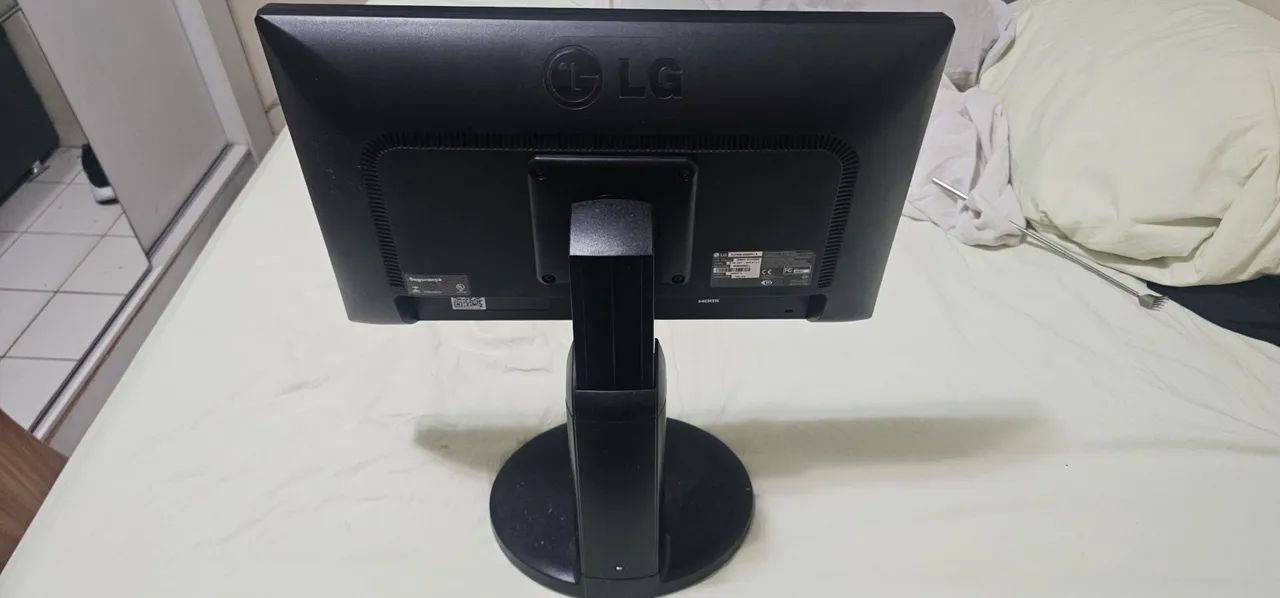 Monitor LG 19 polegadas - Foto 2