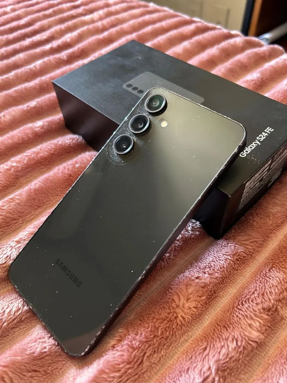 Samsung S24 Fe 256GB - Foto 3