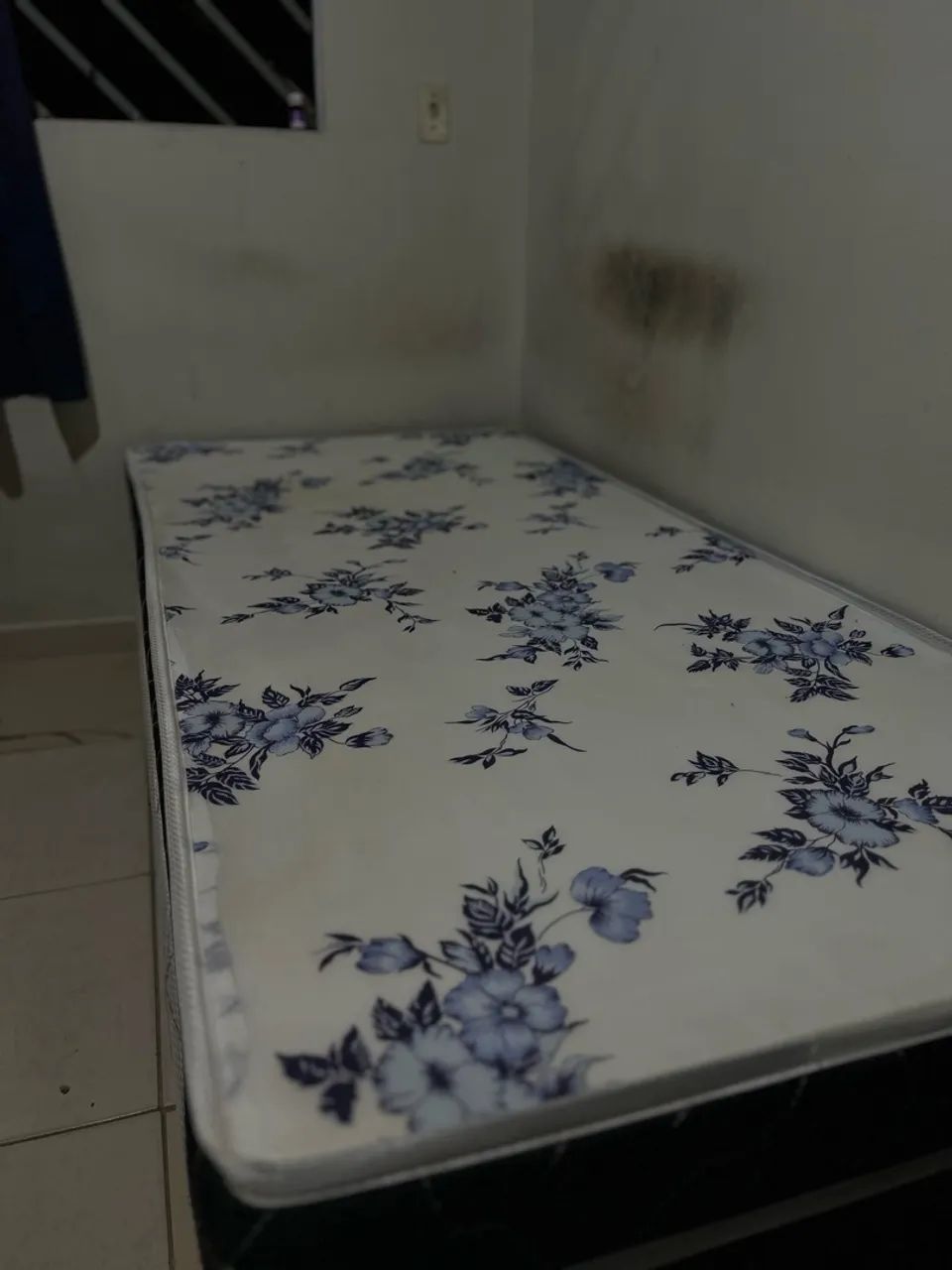 Base da cama seminova 3 meses de uso  - Foto 2