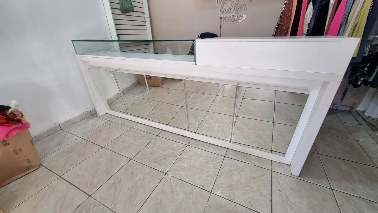 Balcao espelhado 
