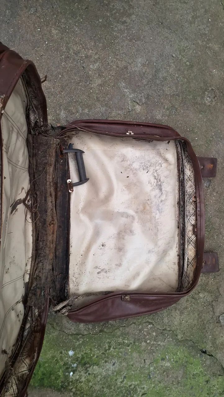 Mala antiga relíquia  - Foto 2