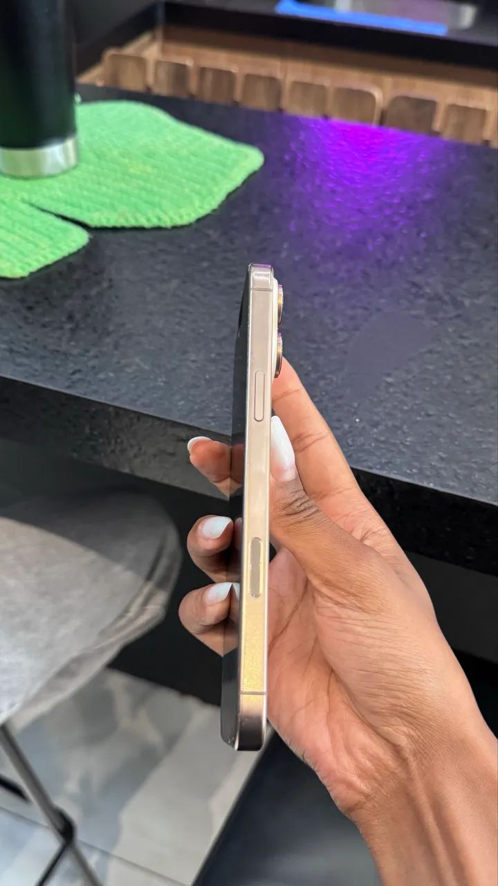 IPHONE 16 PRO MAX  - Foto 3