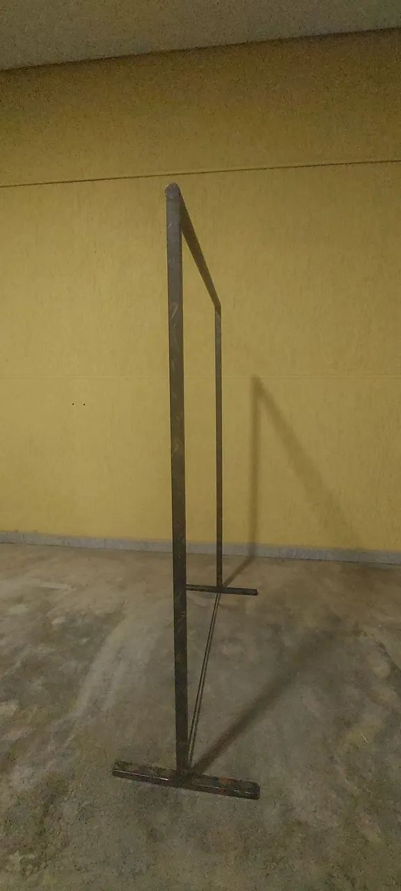 Cabideiro de ferro para comércio ou residência  - Foto 3