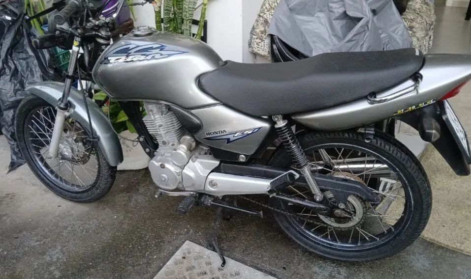 Titan 125 2001 Filé  - Foto 2