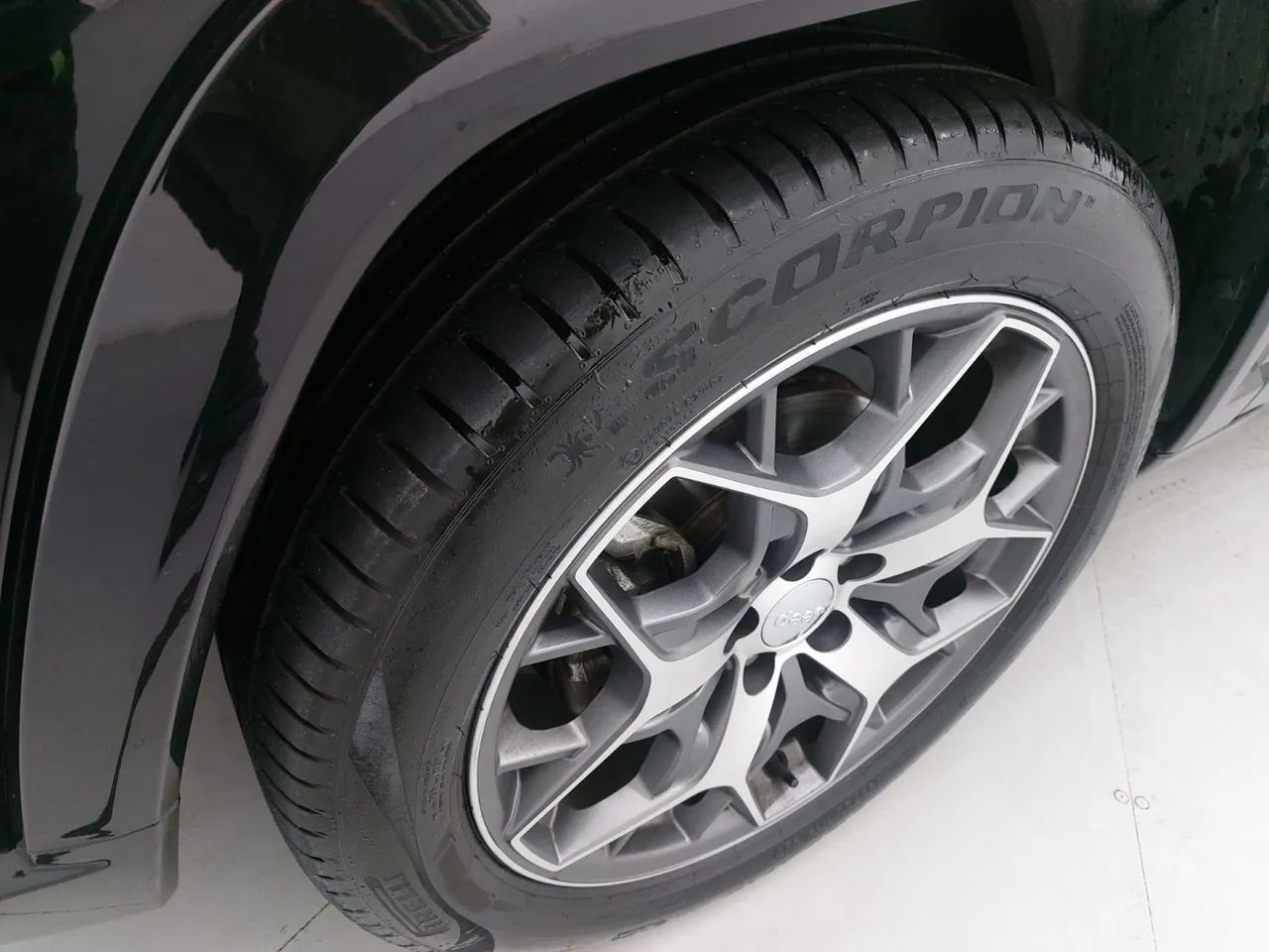 Jeep Commander Overland T270 1.3 TB Flex Aut., foto 12 de 18