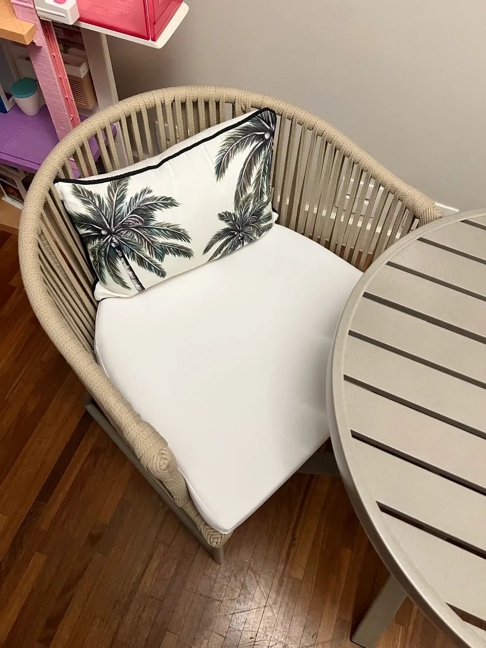 Lindo conjunto de varanda - quase sem uso - Foto 4