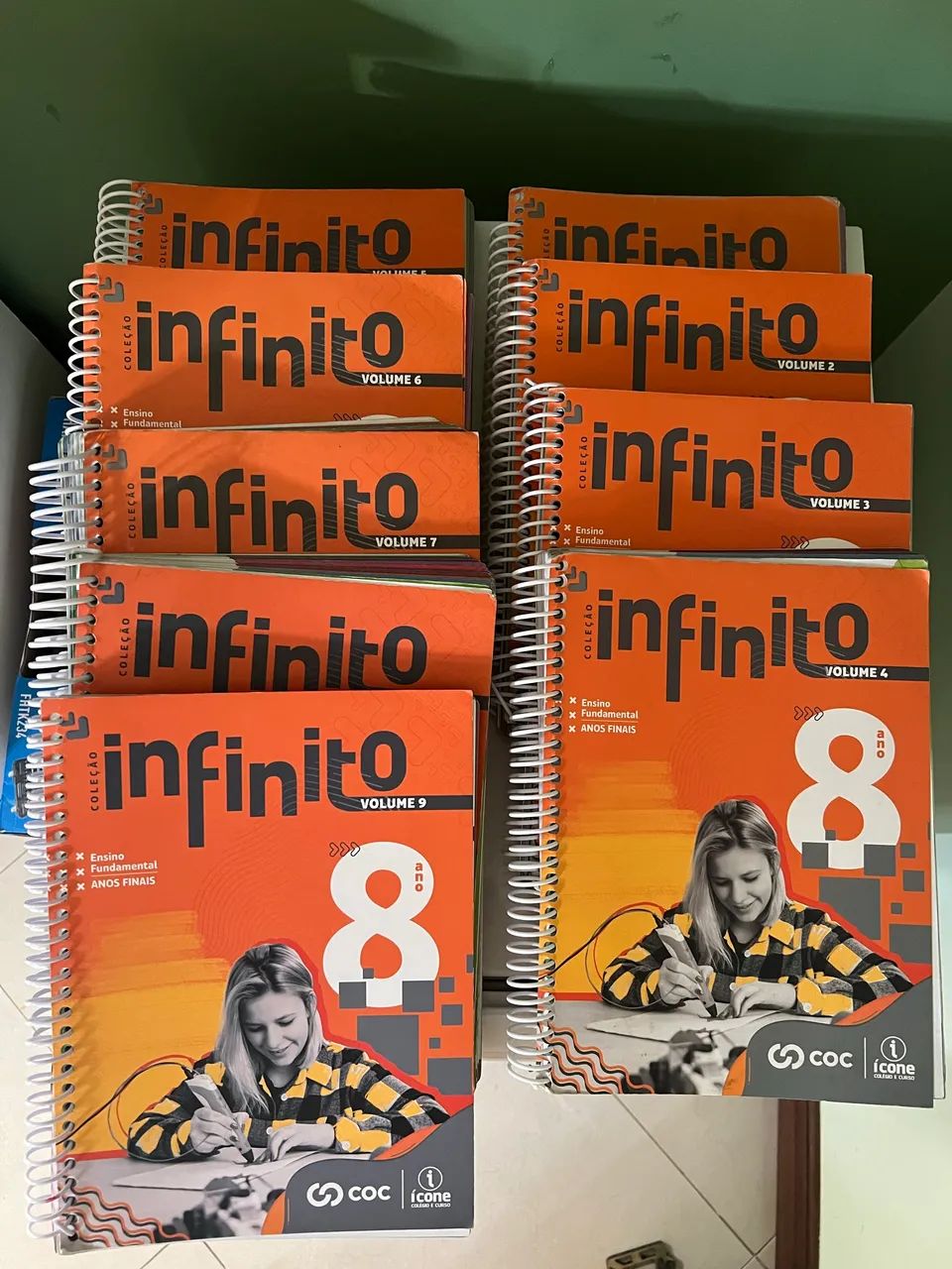 Livros escolares do 8 ano