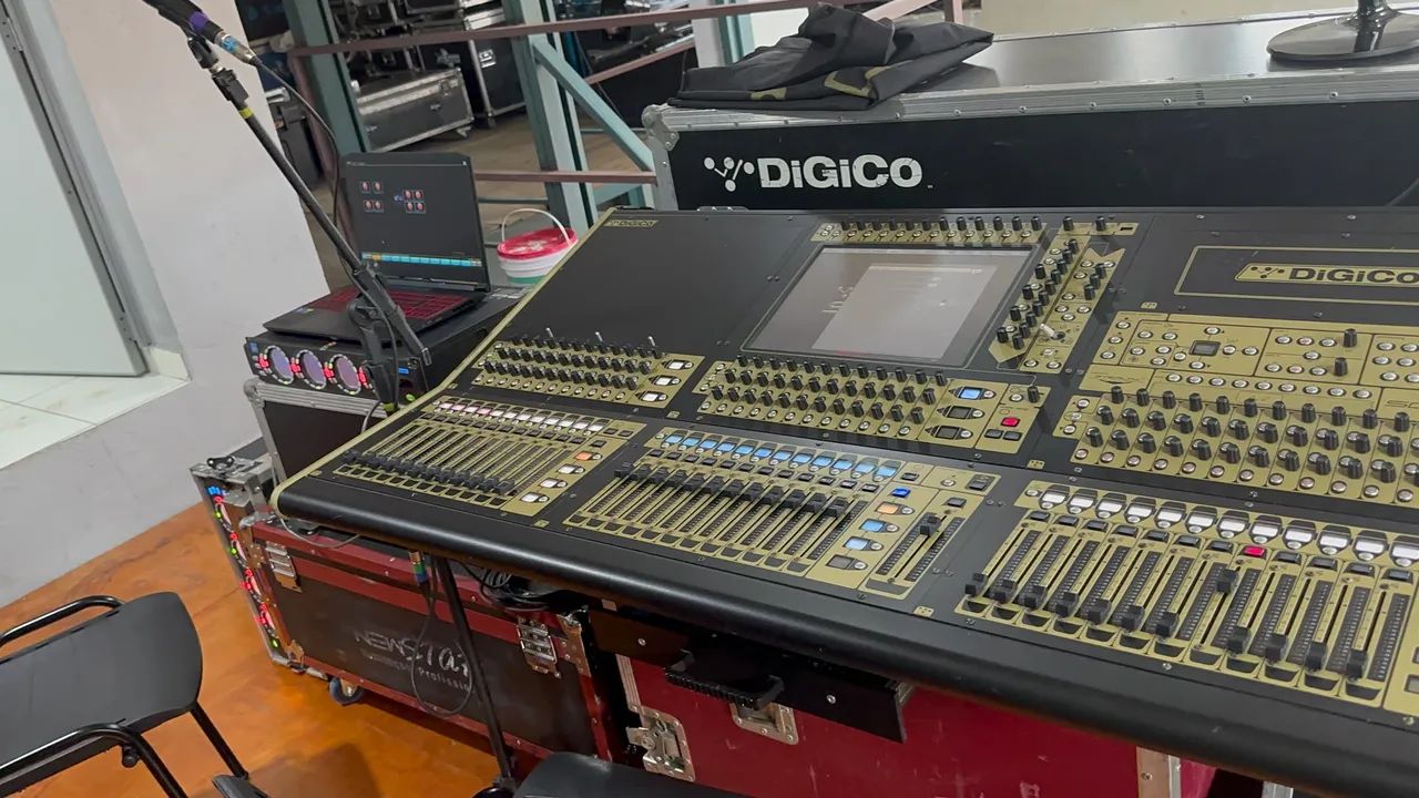 Digico SD8  - Foto 2