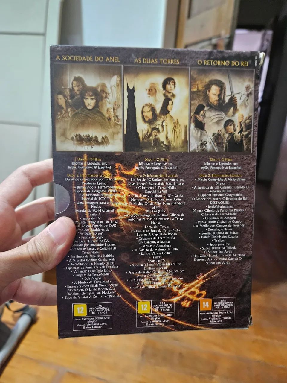 O Senhor dos Anéis ? Trilogia, box com 6 DVDs - Foto 2
