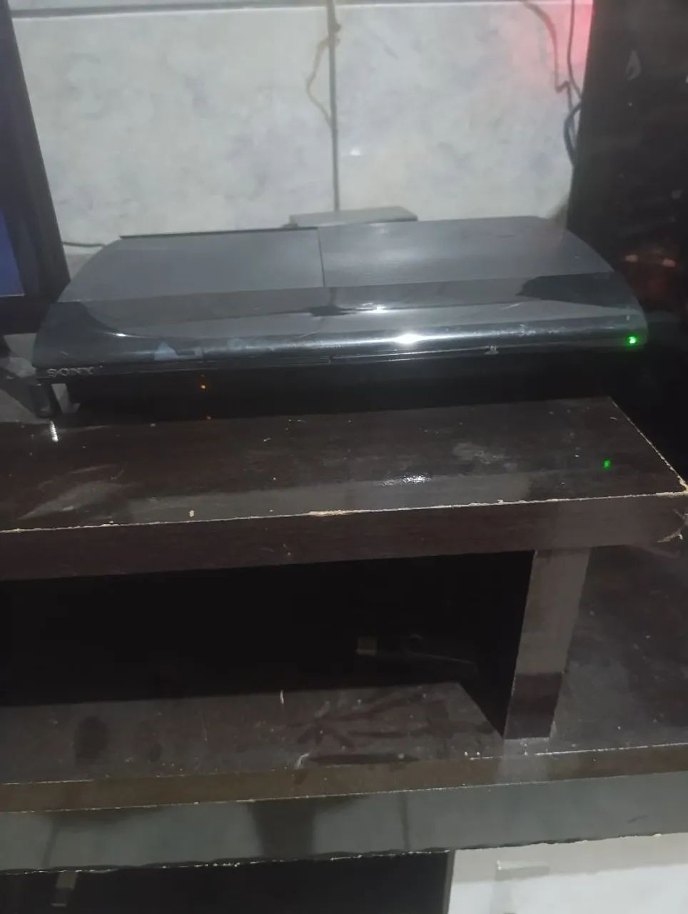 PS3 SLIM 500GB + 2 CONTROLES - Foto 3