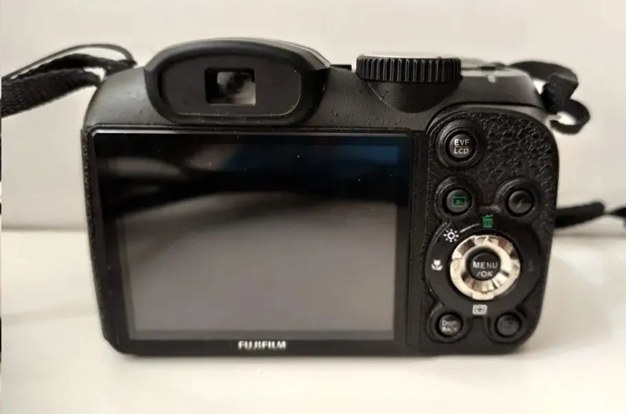 Camera digital Fujifilm  - Foto 4