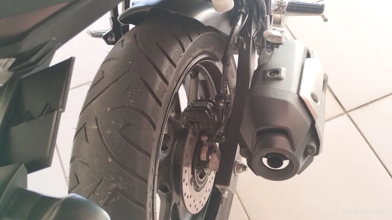 FZ 25 Black  - Foto 2