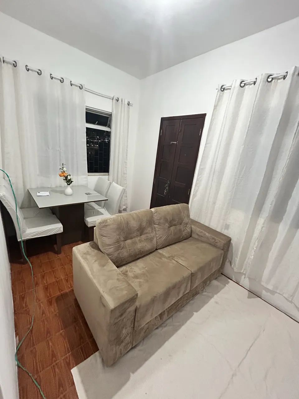 Vendo SOFÁ NOVO - Foto 2