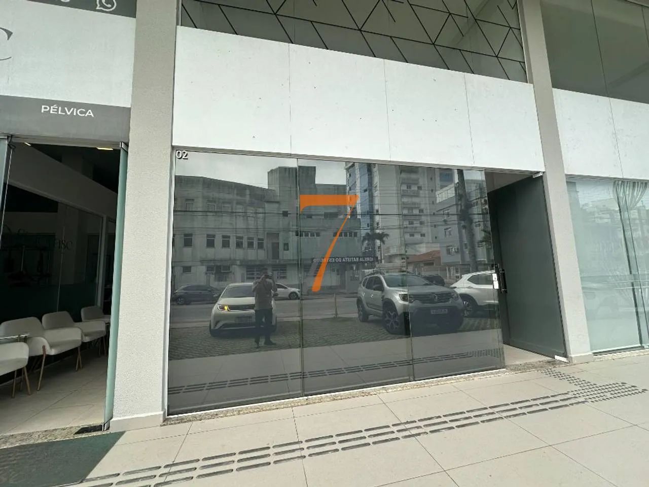 Loja para alugar, 76 m² por R$ 5.076,00/mês - Canto - Florianópolis/SC - Foto 3