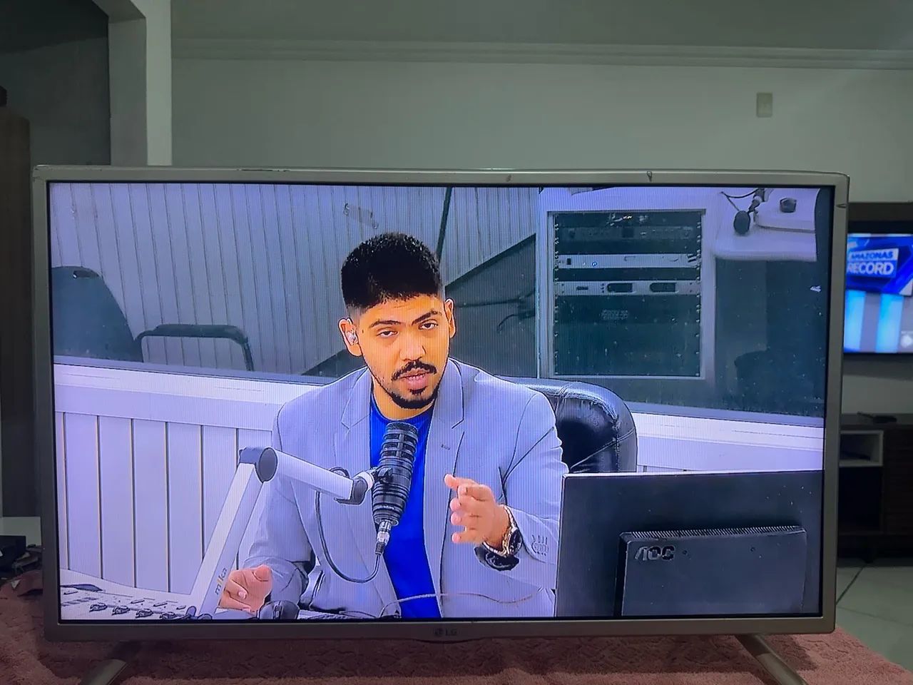 Tv LG de 32 polegadas não é smart  - Foto 5