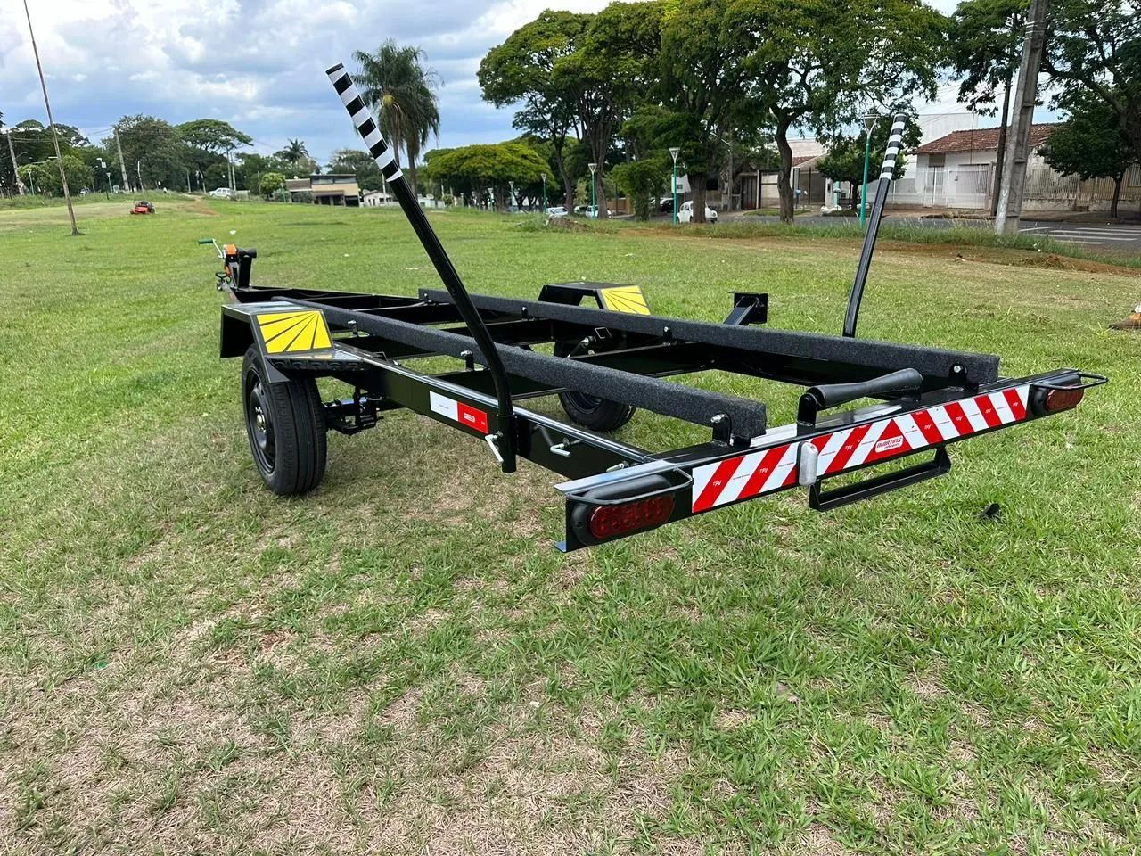 Carretinha rodoviária customizada - Foto 4