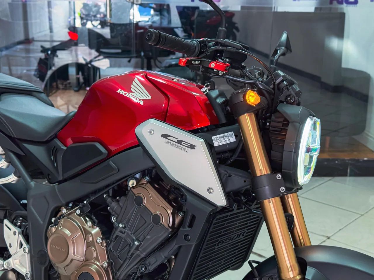 CB 650R NSC ABS 2022 COM APENAS 9.000 KM - SUPER EXCLUSIVA  - Foto 6