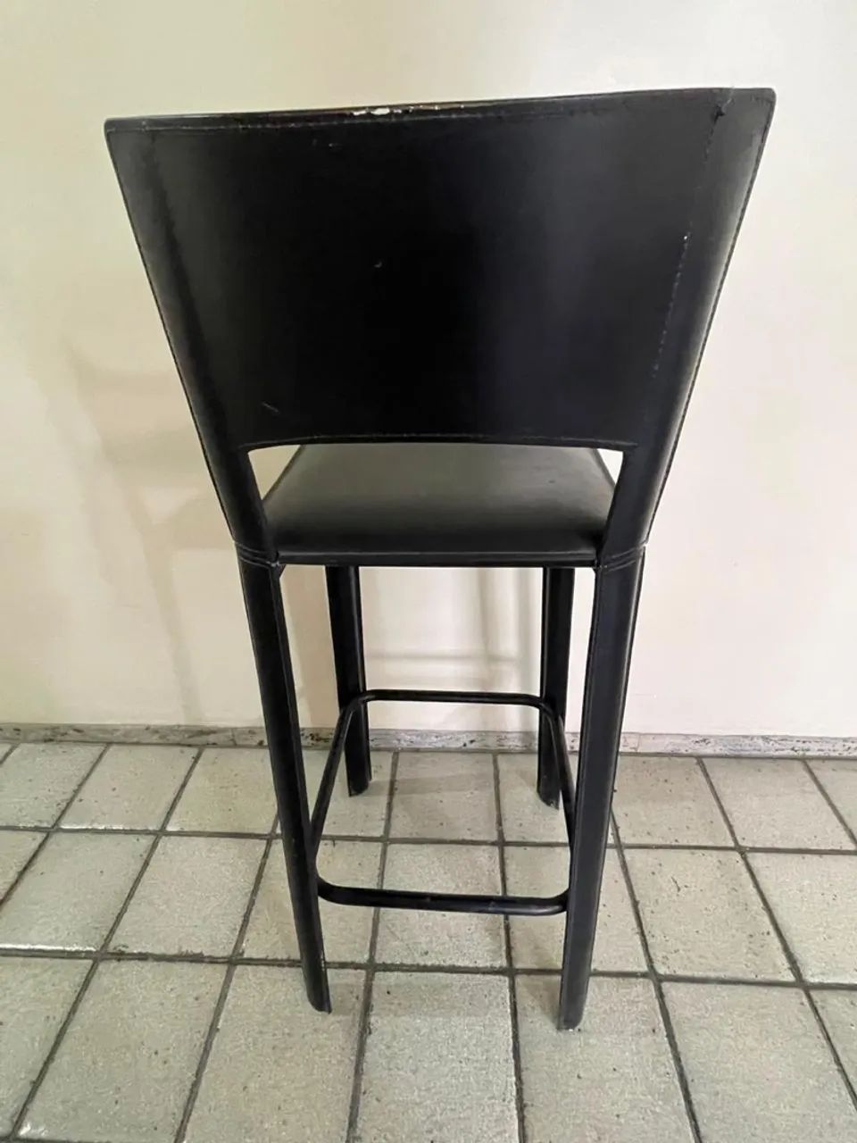 2 Banquetas altas em couro  - Foto 2