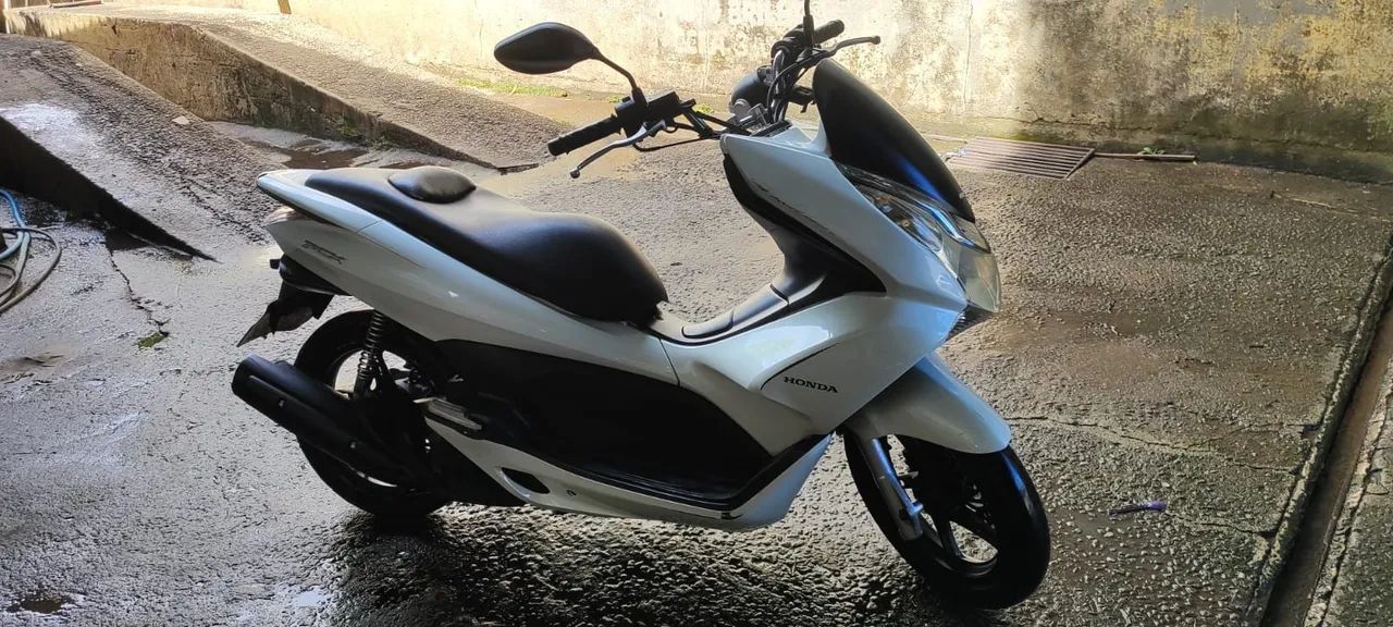 Vendo Moto PCX 
