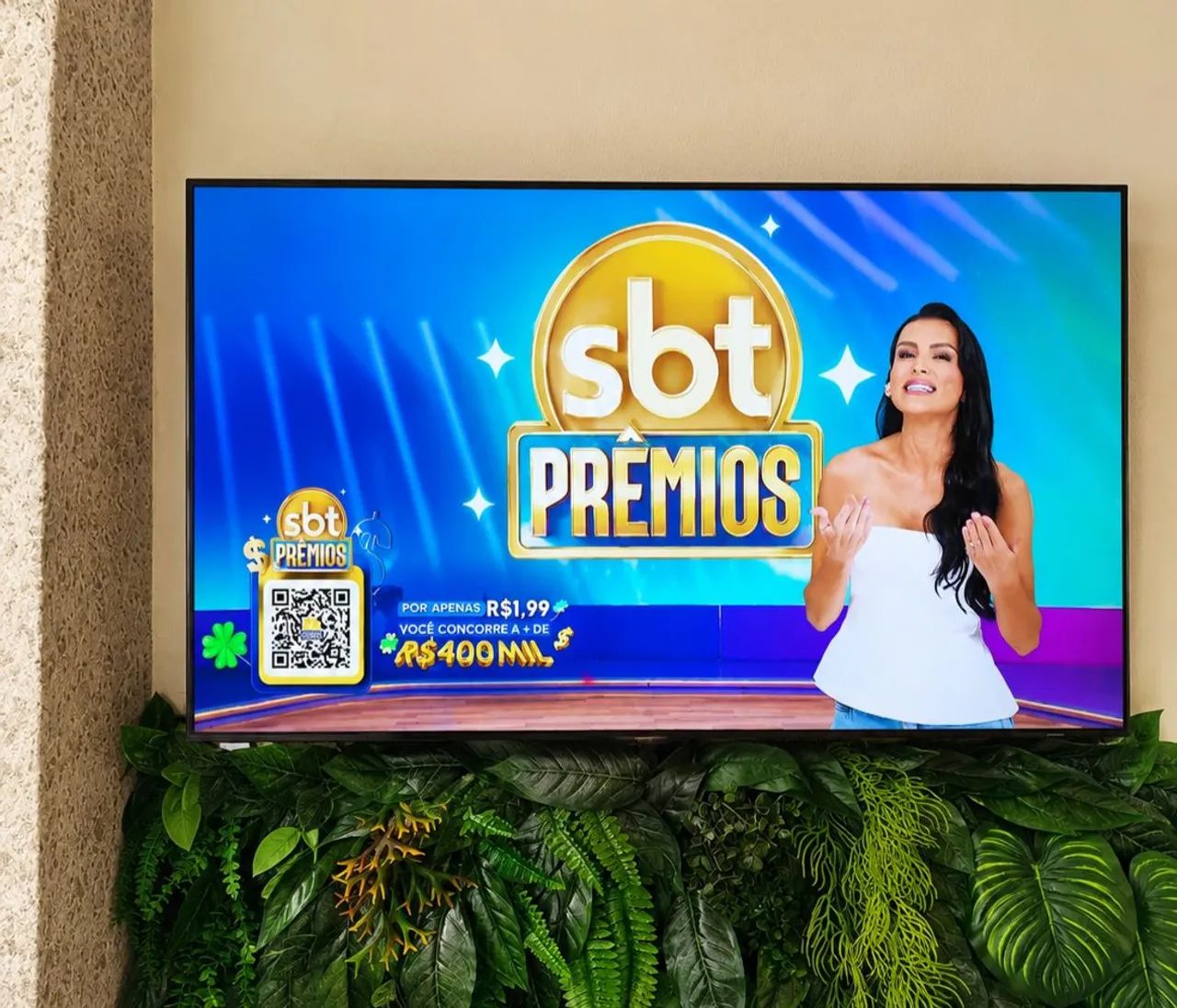 SMART TV SAMSUNG Crystal 4K 50 polegadas - Estado de Nova (Sem detalhes) 