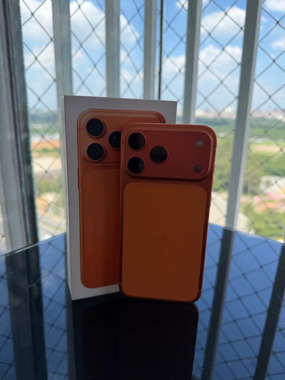 iphone 17 Pro Max 256GB Laranja (Apple Care 23/11/26) - Celulares
