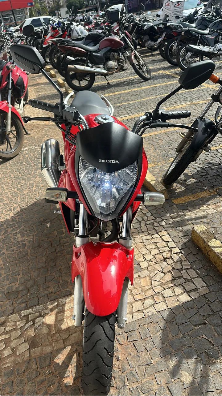 Cb 300R