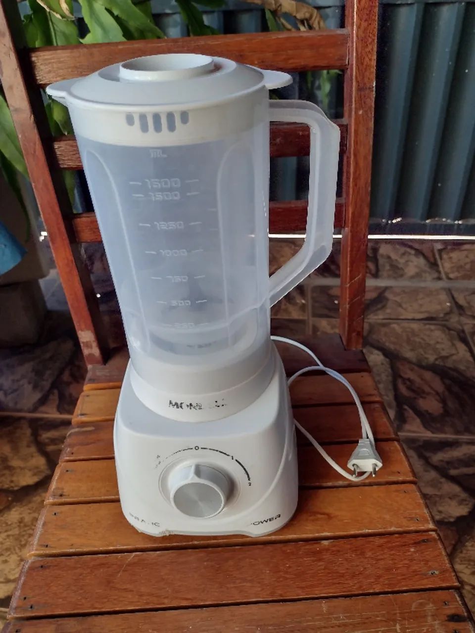 Liquidificador Mondial - 127  Volts - Foto 2
