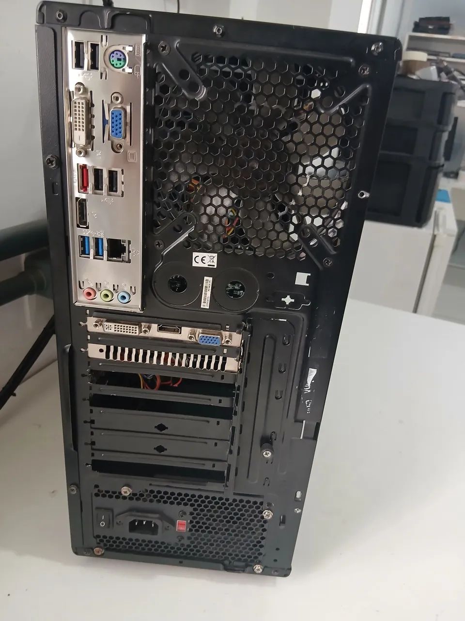Vendo computador para jogos leves e tarefas intermediarias - Foto 4