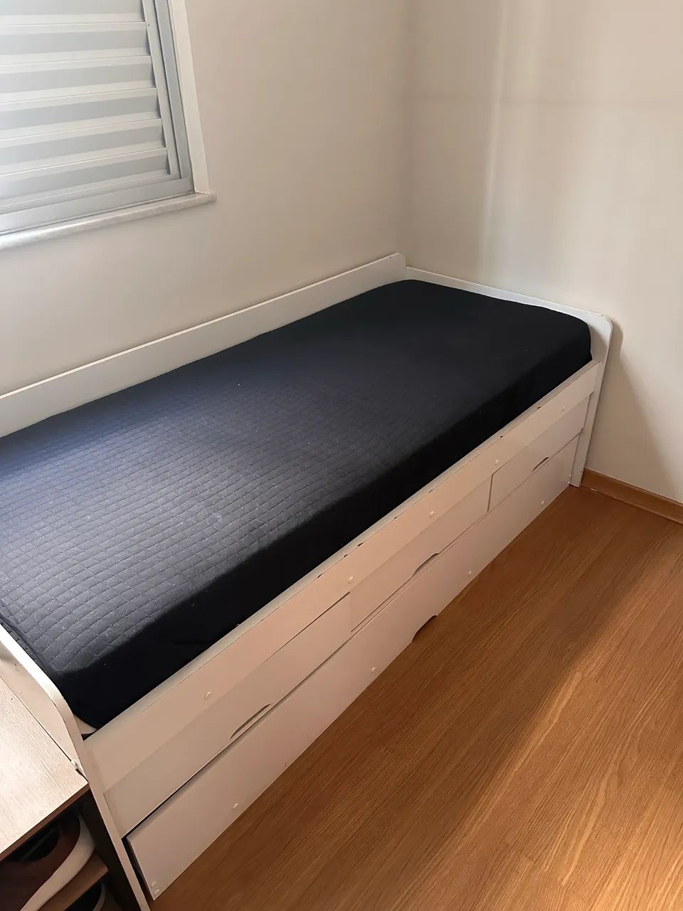 Cama solteiro com auxiliar 