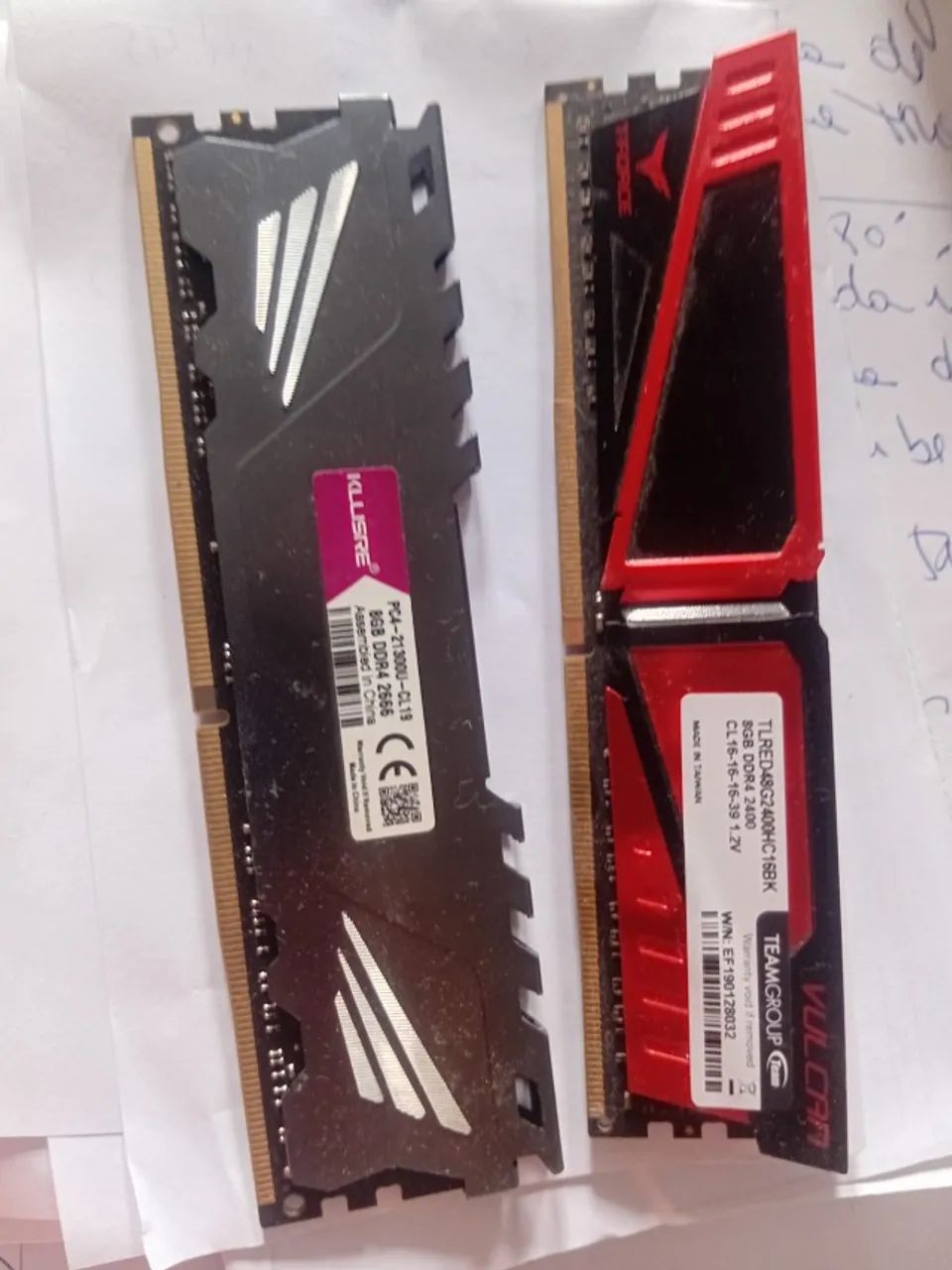 2X 8GB Memória RAM DDR4