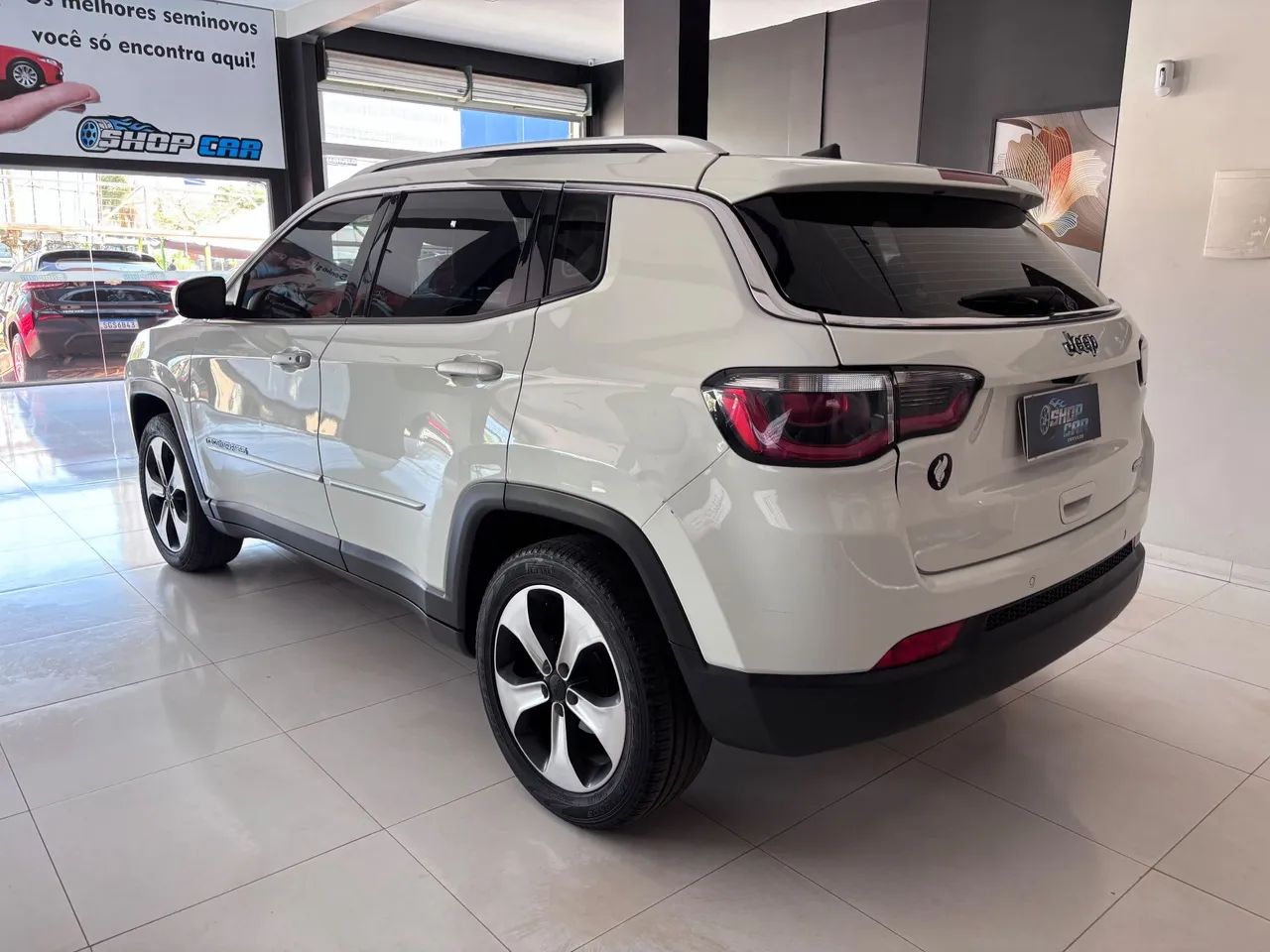 Jeep Compass Longitude 2.0 4X2 Flex 16V Aut. 2017 - Foto 2