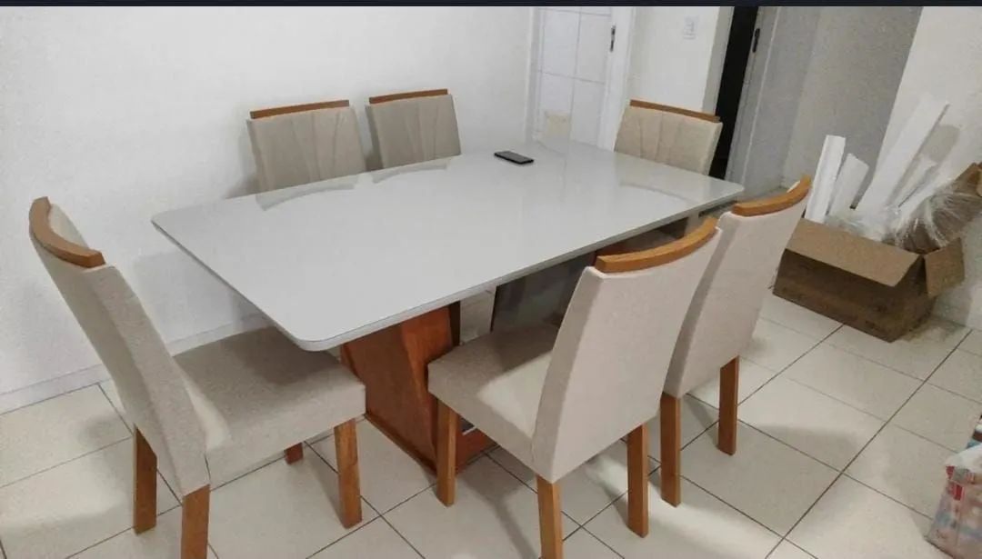 Mesa de 6 cadeiras