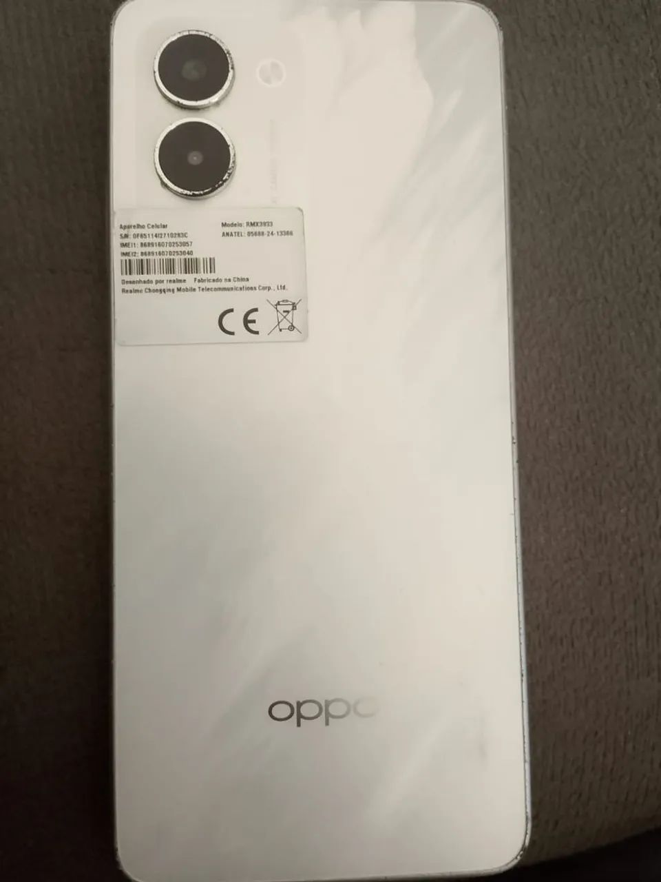 Vendo celular Oppo em excelente estado.