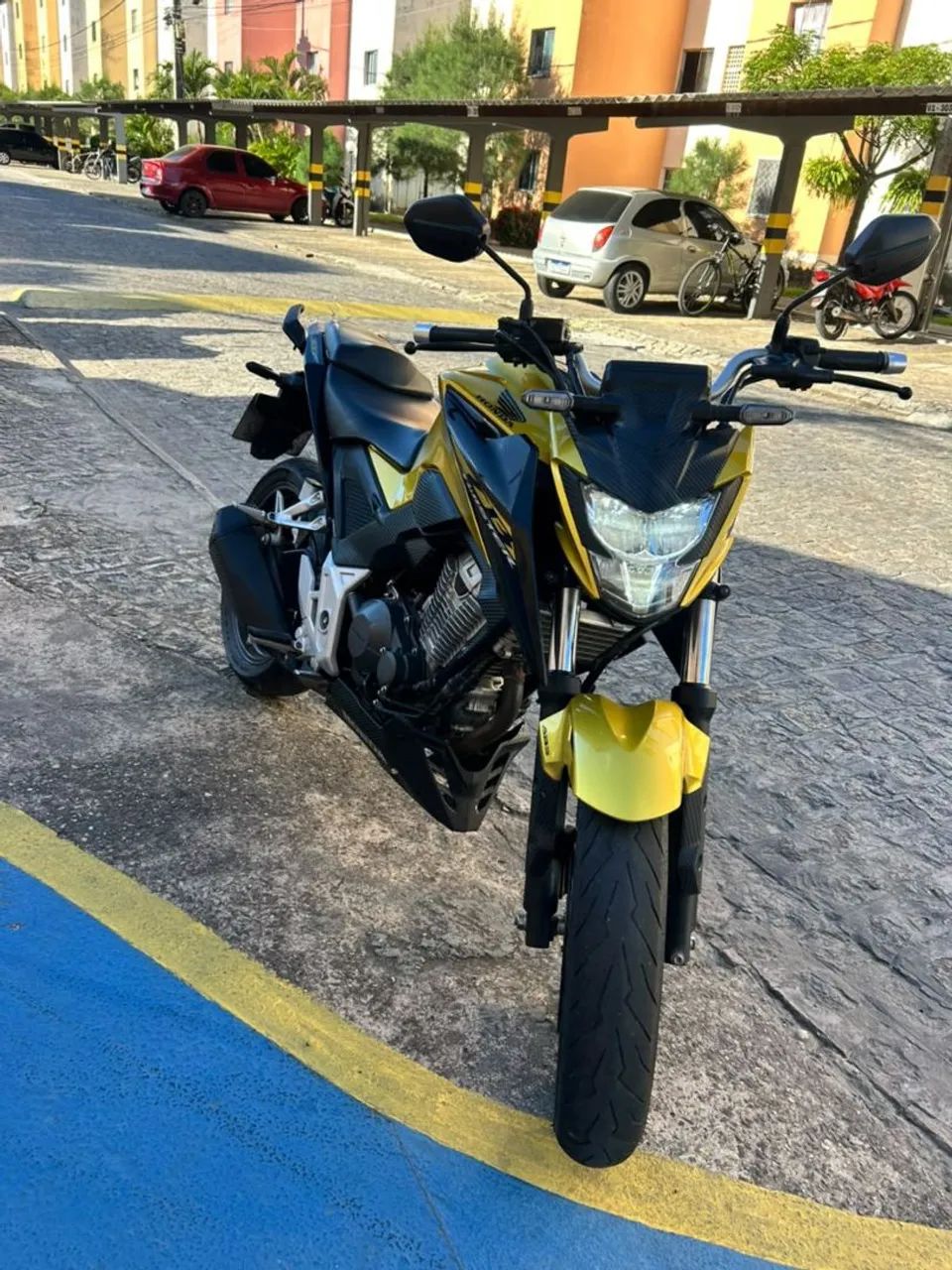 CB twister 300f 2023 - Foto 2