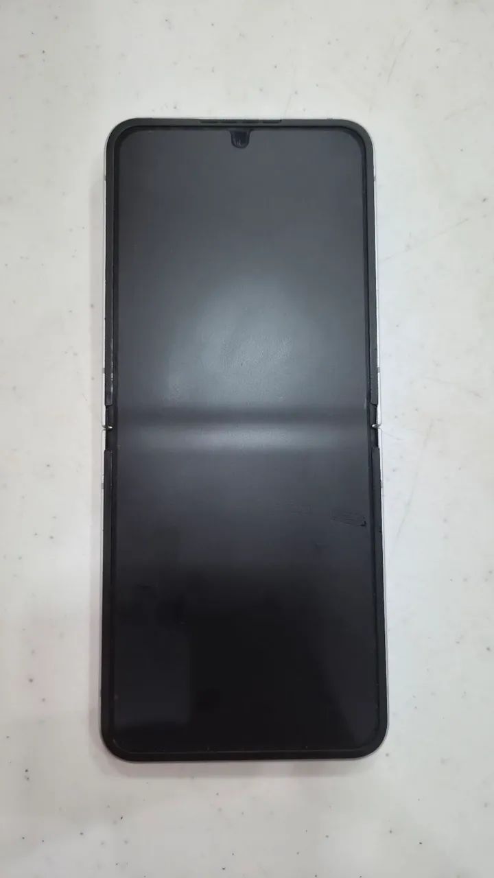 Samsung Galaxy ZFilp 6 - Foto 3