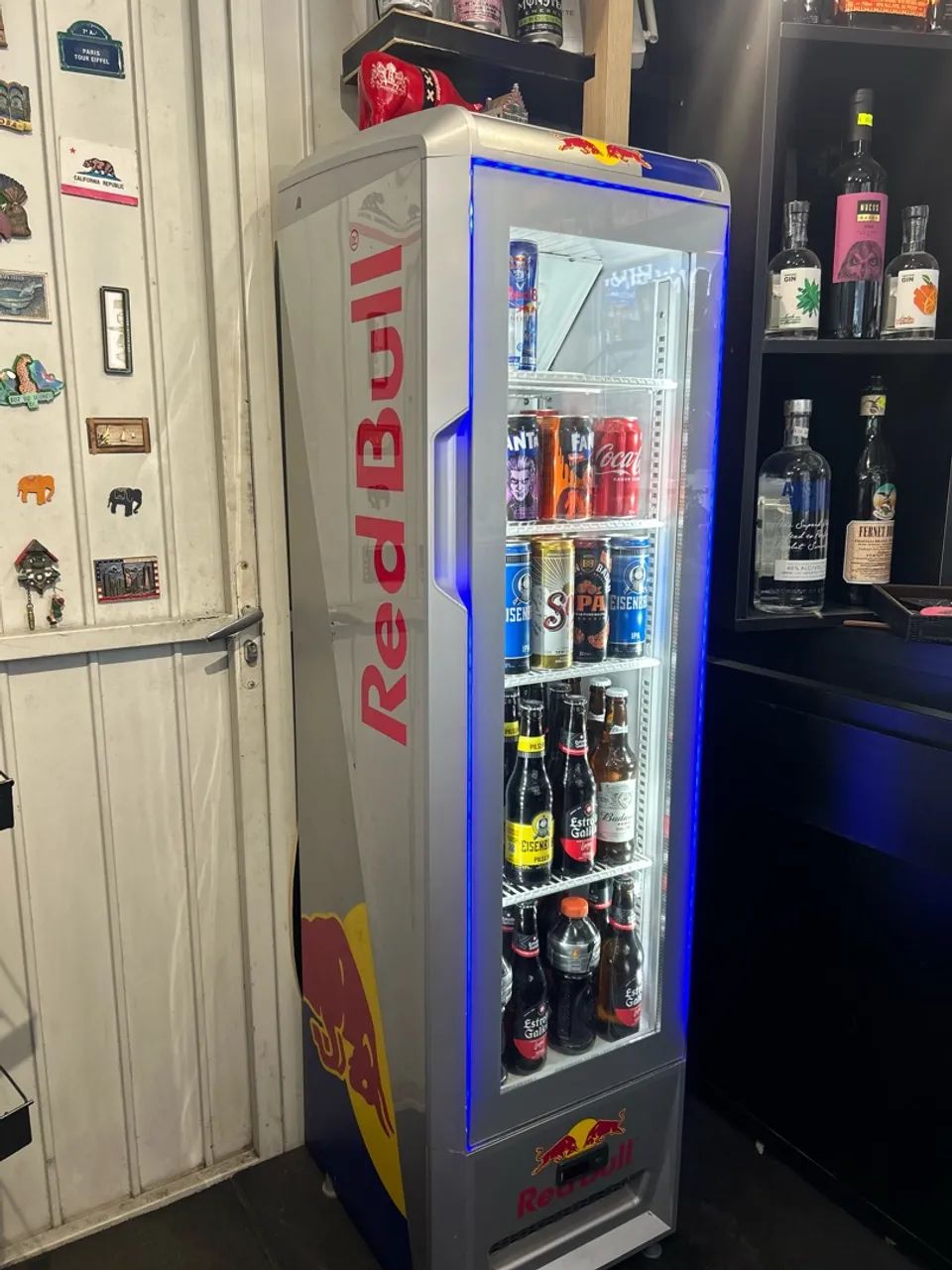 Expositor red Bull visa cooler 