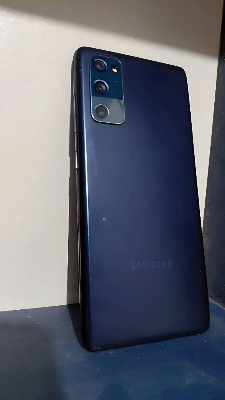 celular S20 FE 5G